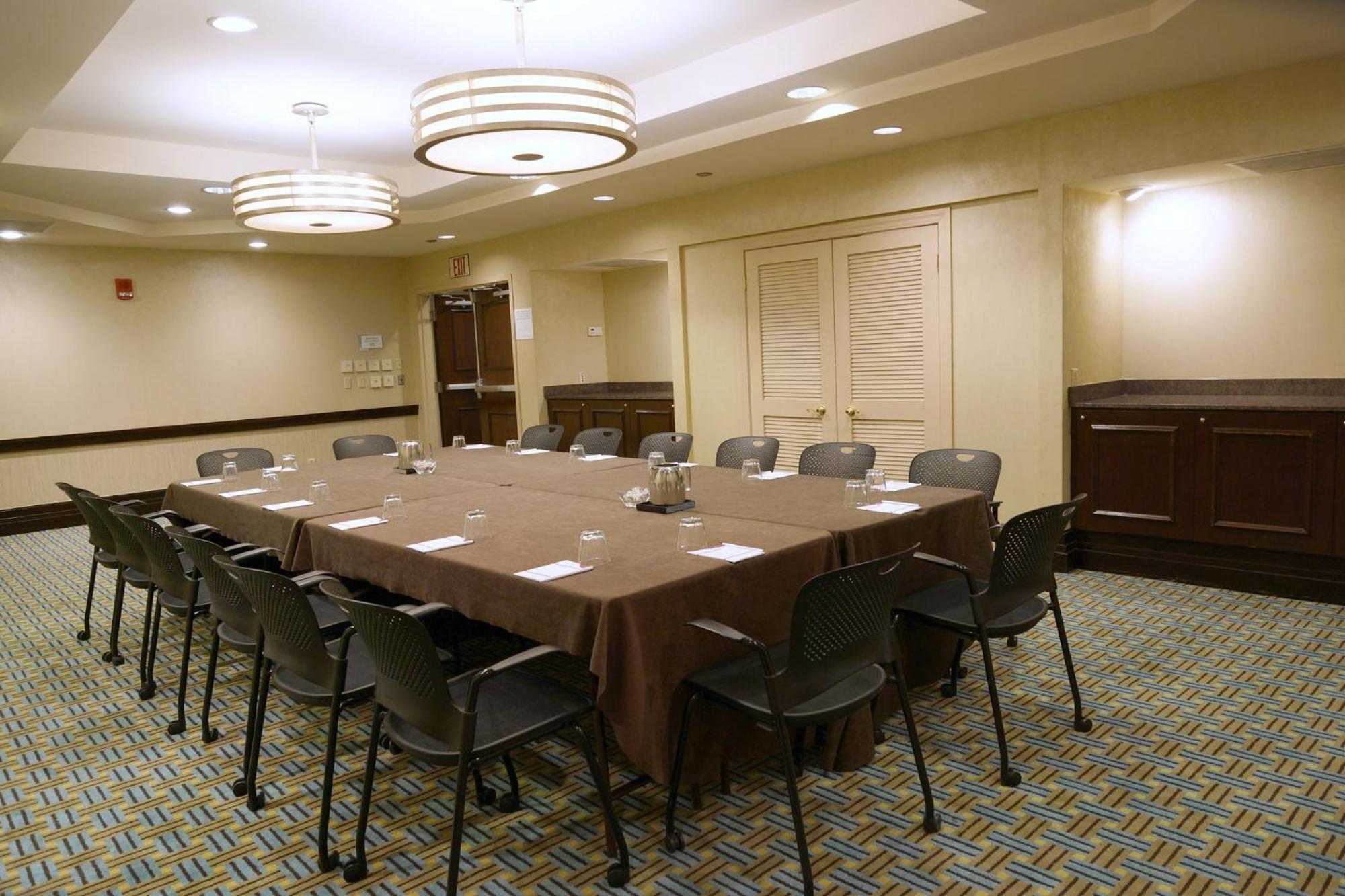Crowne Plaza St. Louis Airport By Ihg Bridgeton