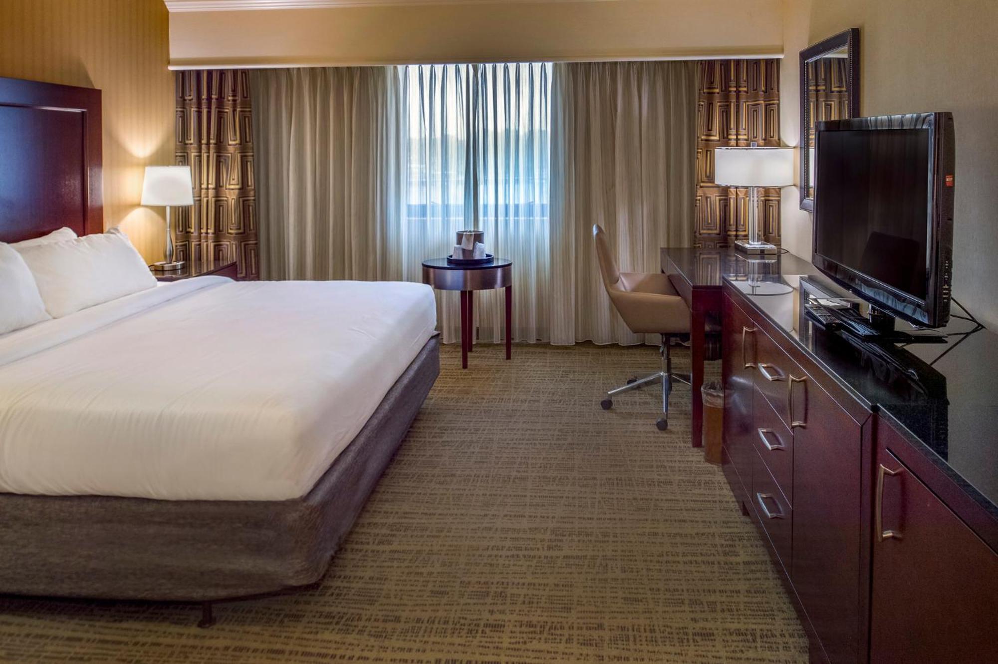 Crowne Plaza St. Louis Airport By Ihg