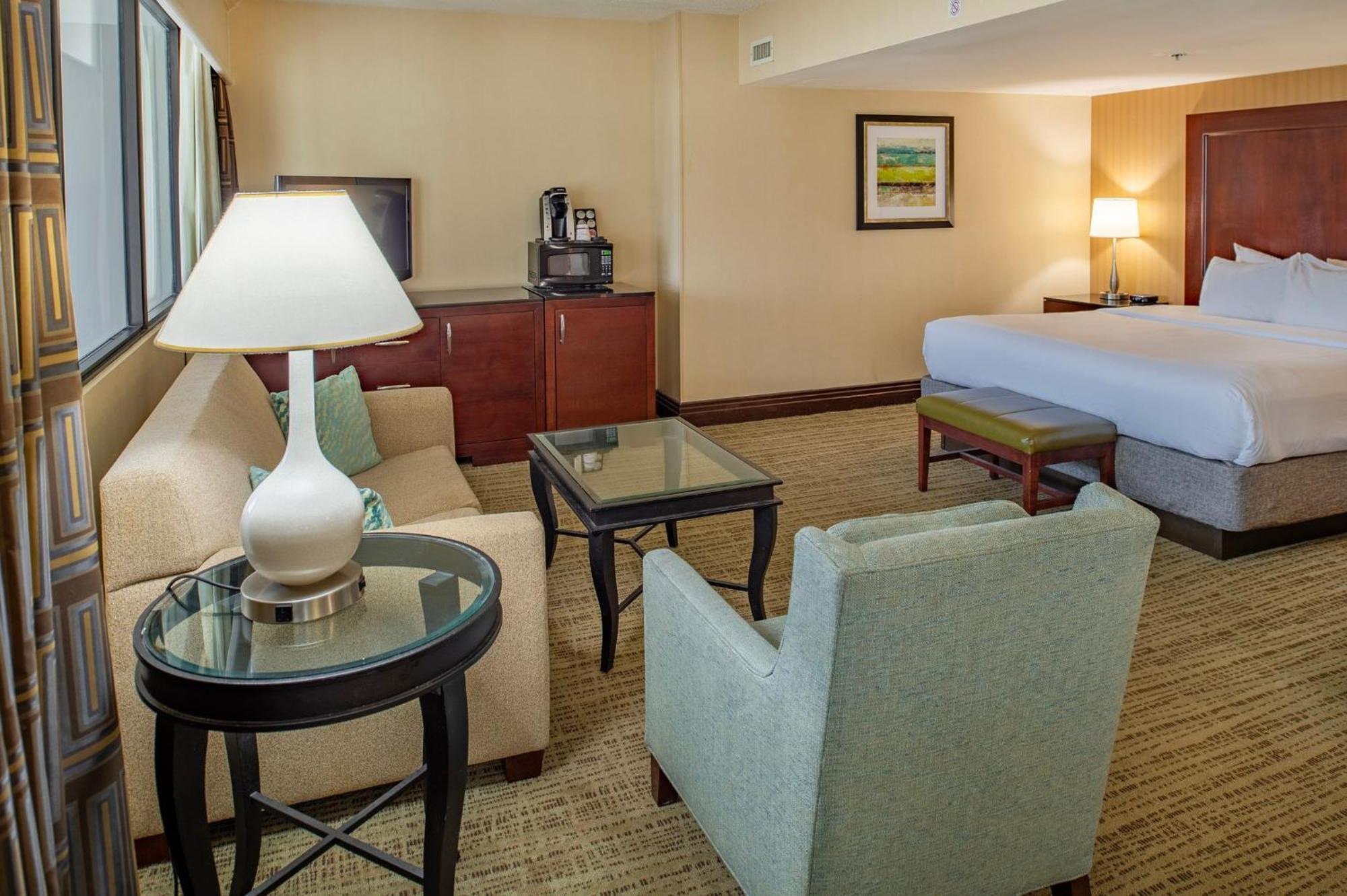 Hotel Crowne Plaza St. Louis Airport By Ihg Bridgeton