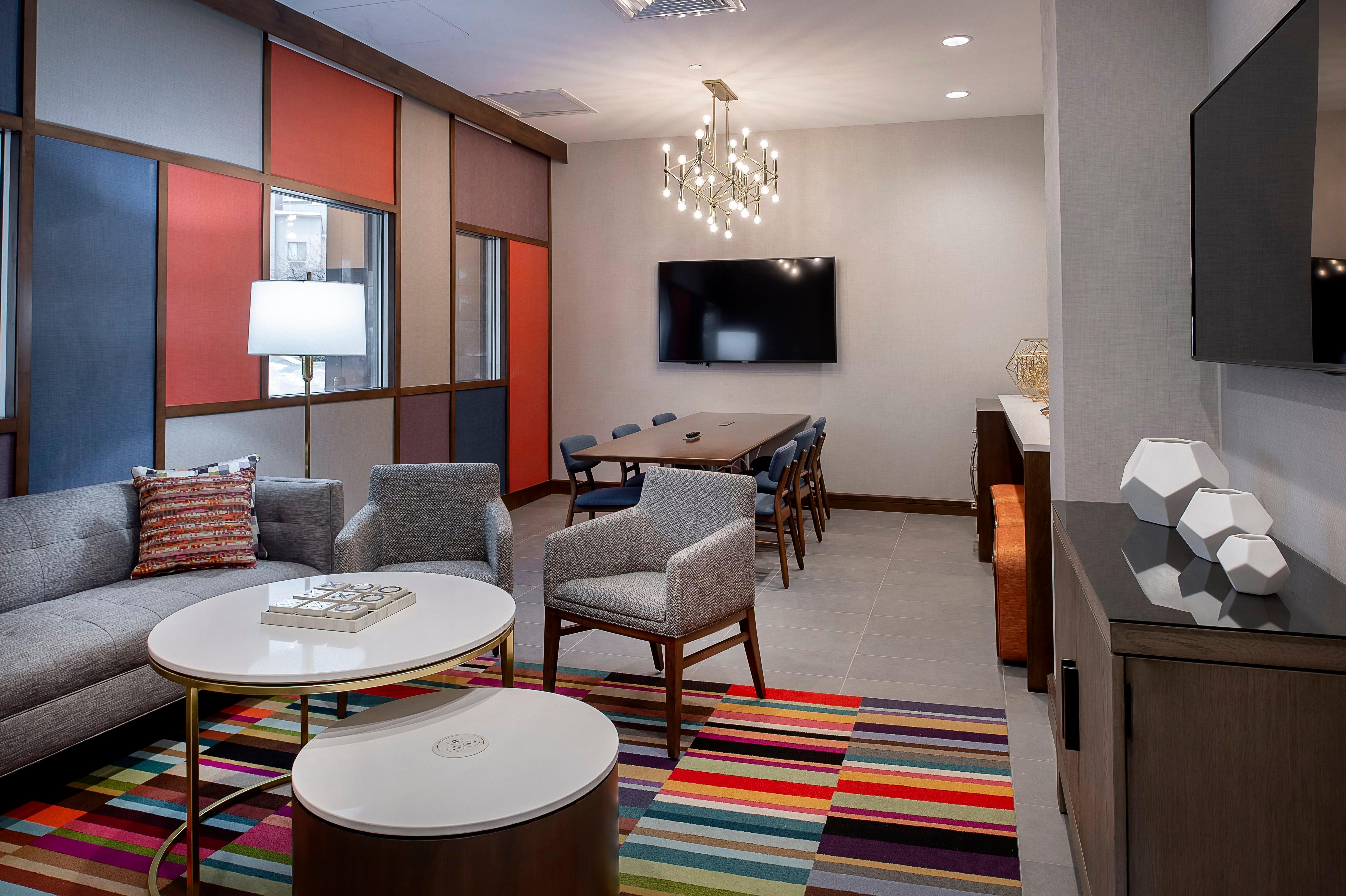 Hotel Crowne Plaza St. Louis Airport By Ihg