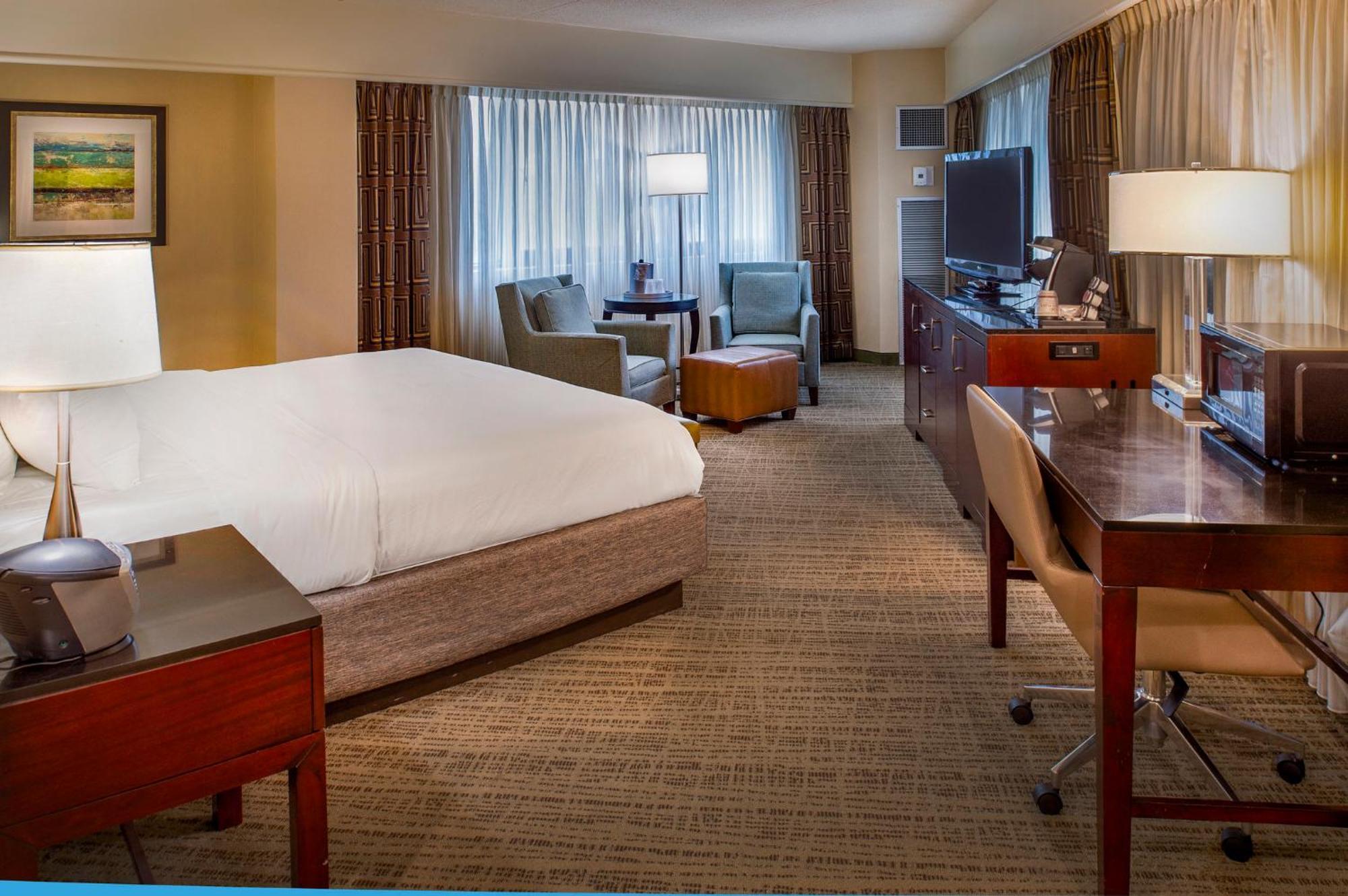 Crowne Plaza St. Louis Airport By Ihg Hotel Bridgeton