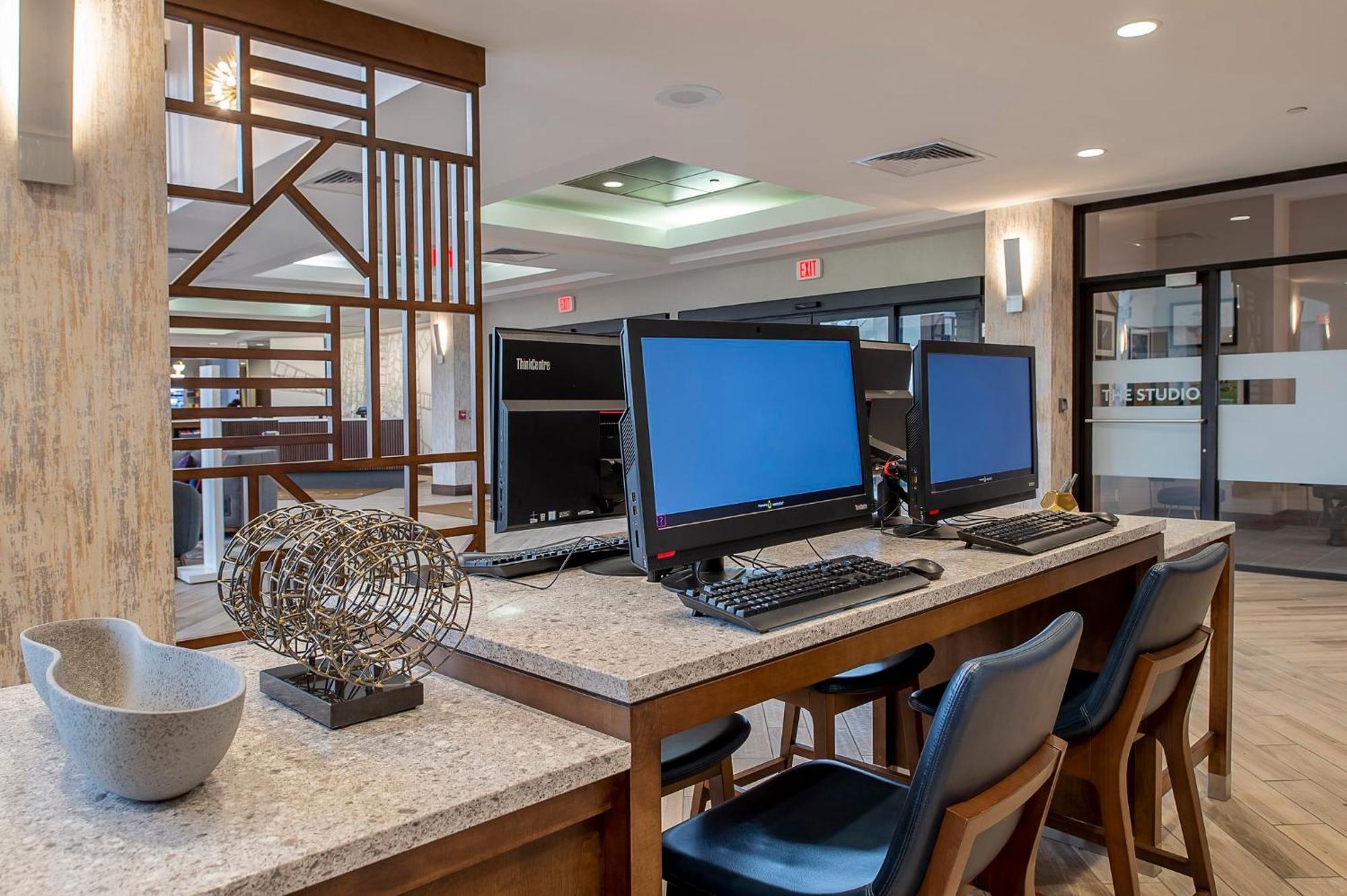 Crowne Plaza St. Louis Airport By Ihg Hotel 4*